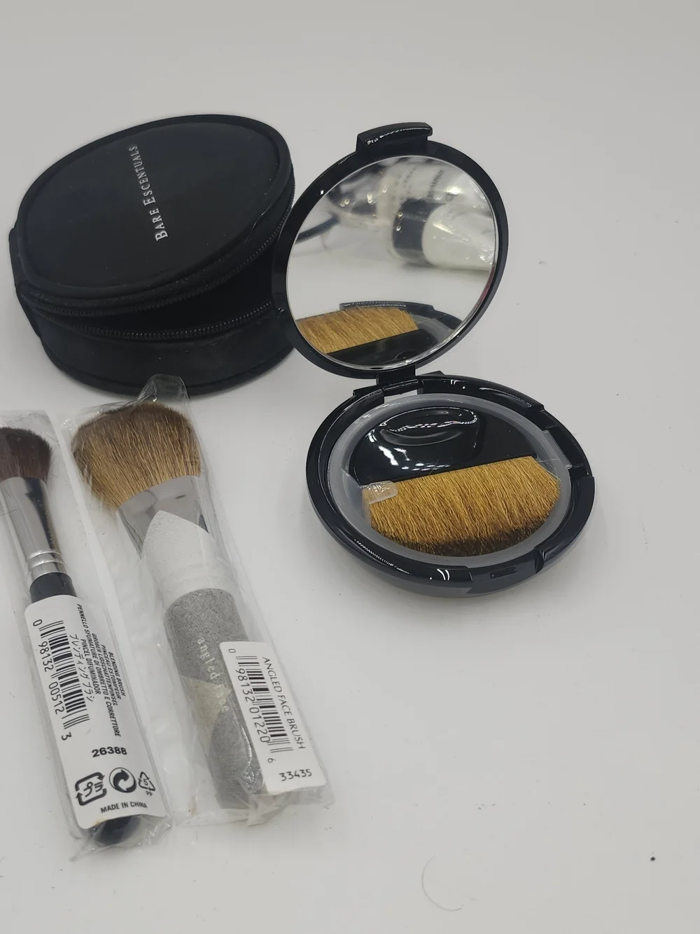 NEW Bare Minerals Angeled Face Brush, refillable compact, blush brush,